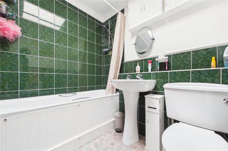 3 bedroom Terraced bungalow for sale in Thames Court, Basingstoke