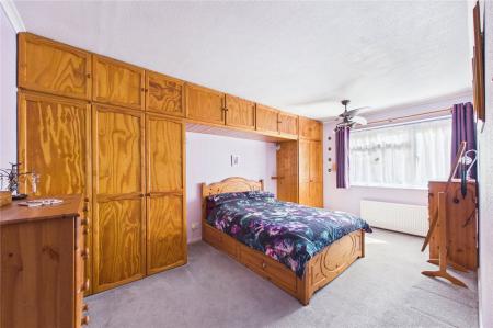 3 bedroom Terraced bungalow for sale in Thames Court, Basingstoke