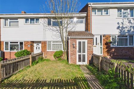 Lyn Court, Basingstoke