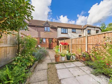 2 bedroom Terraced House for sale in Smiths Mead, North Waltham