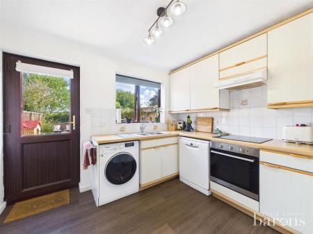 2 bedroom Terraced House for sale in Smiths Mead, North Waltham