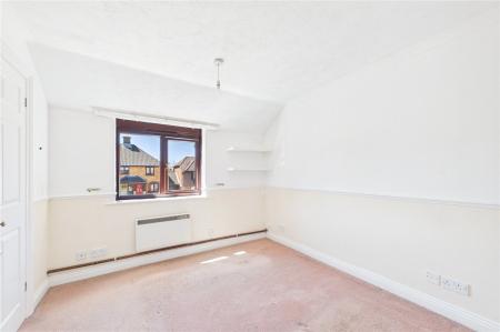 2 bedroom Terraced House for sale in Smiths Mead, North Waltham