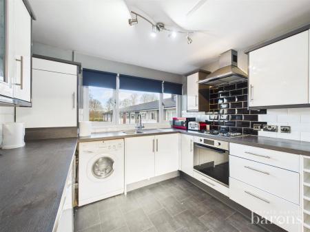 1 bedroom Maisonette for sale in Millard Close, Basingstoke
