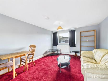 1 bedroom Maisonette for sale in Millard Close, Basingstoke