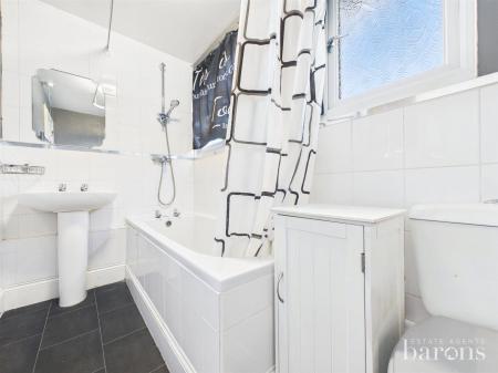 1 bedroom Maisonette for sale in Millard Close, Basingstoke