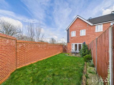 2 bedroom End of terrace house for sale in Mill Mead, Overton