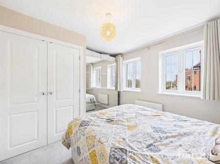 2 bedroom End of terrace house for sale in Mill Mead, Overton