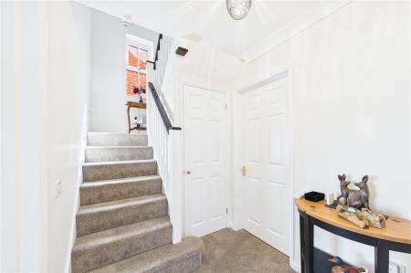 3 bedroom Detached house for sale in Chatsworth Green, Hatch Warren