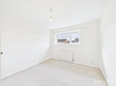3 bedroom Semi-detached house for sale in Larkfield, Chineham