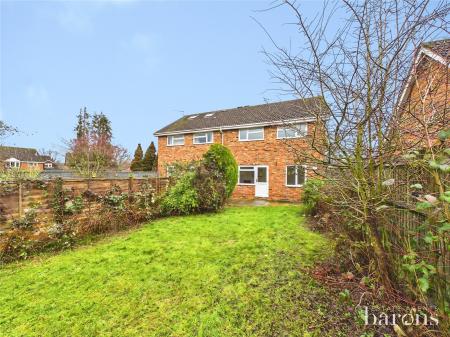 3 bedroom Semi-detached house for sale in Larkfield, Chineham