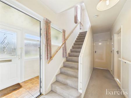 3 bedroom Semi-detached house for sale in Maple Crescent, Basingstoke
