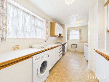 3 bedroom Semi-detached house for sale in Maple Crescent, Basingstoke