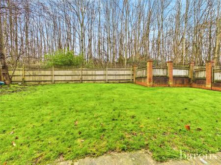 2 bedroom Flat for sale in Oceana Crescent, Beggarwood