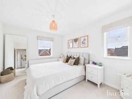 2 bedroom Flat for sale in Oceana Crescent, Beggarwood