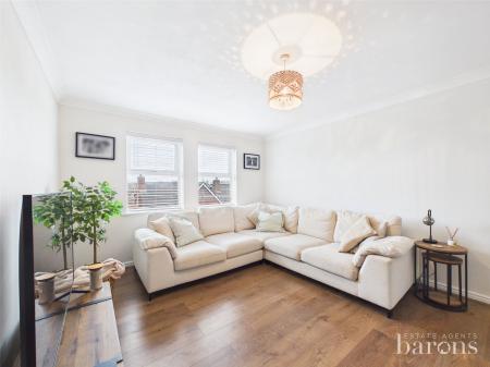 2 bedroom Flat for sale in Oceana Crescent, Beggarwood