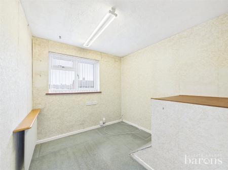 3 bedroom Terraced House for sale in Paddock Road, Basingstoke