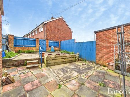 3 bedroom Terraced House for sale in Paddock Road, Basingstoke