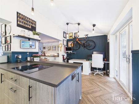 3 bedroom Terraced House for sale in Elizabeth Road, Basingstoke