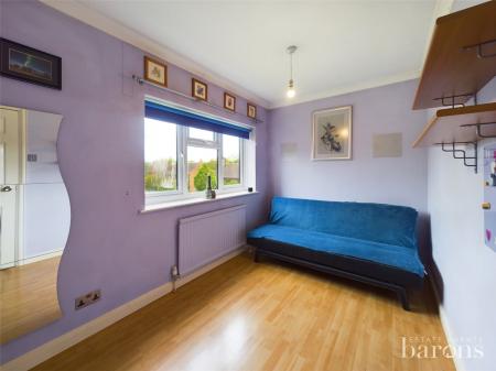 4 bedroom Detached house for sale in Vyne Meadow, Sherborne St. John