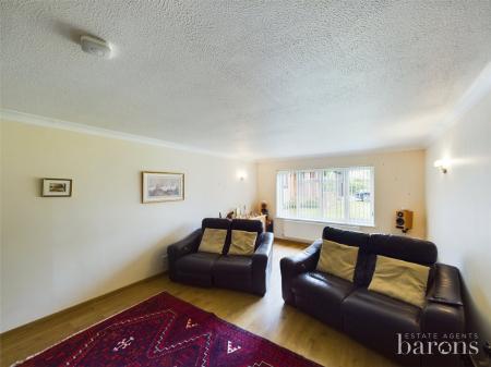 4 bedroom Detached house for sale in Vyne Meadow, Sherborne St. John