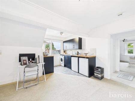 1 bedroom Flat for sale in Cromwell Road, Basingstoke