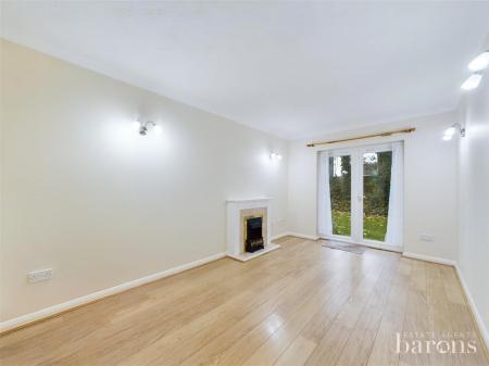 1 bedroom Ground floor flat for sale in Norn Hill, Basingstoke