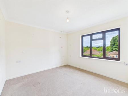 2 bedroom Flat for sale in Gershwin Court, Basingstoke