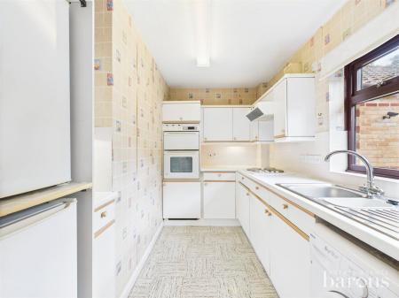 2 bedroom Flat for sale in Gershwin Court, Basingstoke