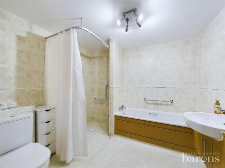 1 bedroom Flat for sale in New Road, Basingstoke
