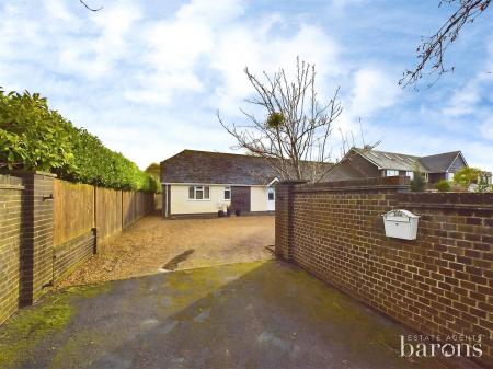 Hackwood Lane, Cliddesden