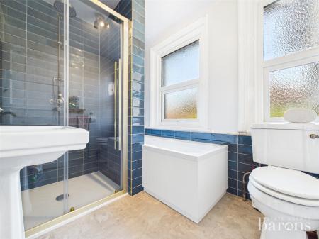 5 bedroom Semi-detached house for sale in Vyne Road, Basingstoke