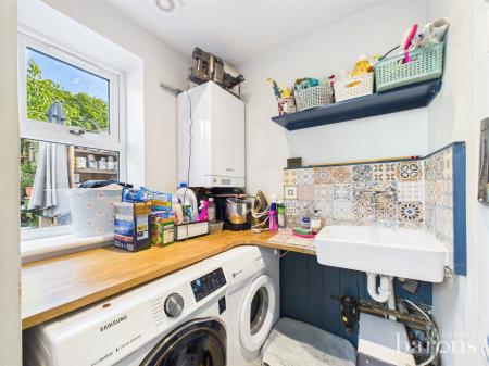 5 bedroom Semi-detached house for sale in Vyne Road, Basingstoke