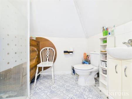5 bedroom Semi-detached house for sale in Vyne Road, Basingstoke