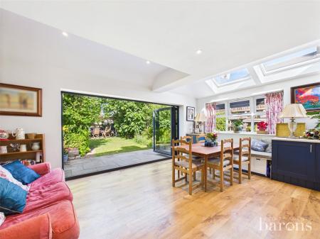 5 bedroom Semi-detached house for sale in Vyne Road, Basingstoke