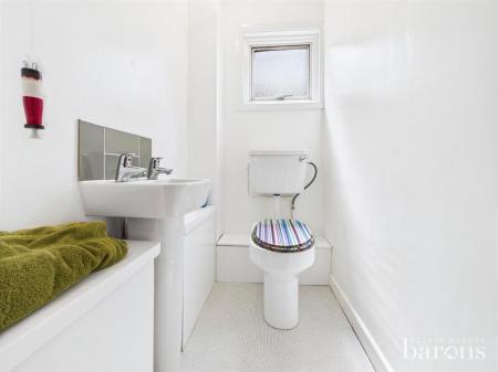 3 bedroom End of terrace house for sale in Corfe Walk, Basingstoke