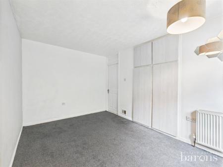 3 bedroom End of terrace house for sale in Corfe Walk, Basingstoke