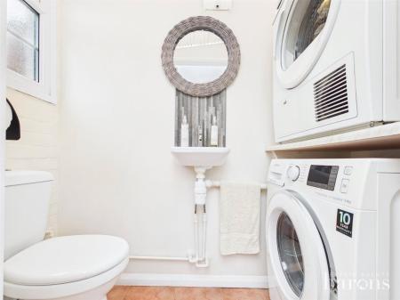 3 bedroom End of terrace house for sale in Bourne Court, Basingstoke
