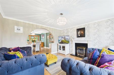 4 bedroom Detached house for sale in Melford Gardens, Basingstoke
