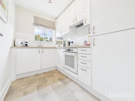 1 bedroom Ground floor flat for sale in Guinea Court, Chineham