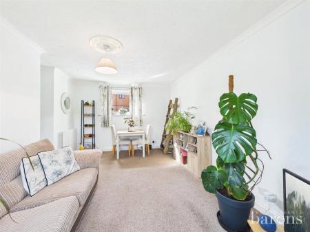 1 bedroom Ground floor flat for sale in Guinea Court, Chineham