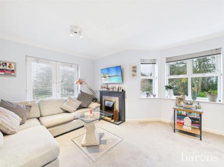 2 bedroom Flat for sale in Norn Hill, Basingstoke