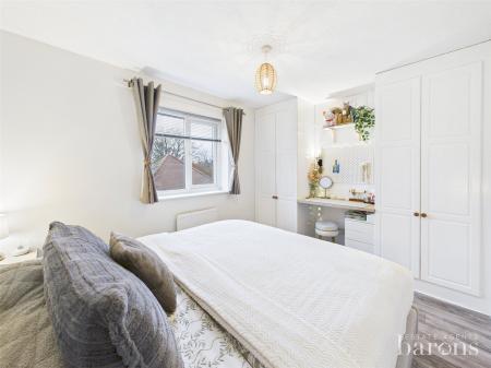 2 bedroom Terraced House for sale in Arlott Drive, Basingstoke