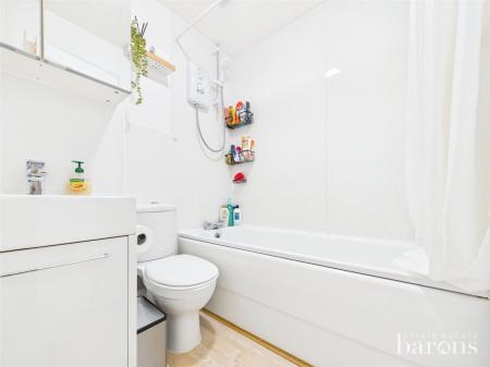 2 bedroom Terraced House for sale in Arlott Drive, Basingstoke