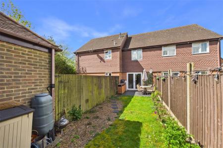 2 bedroom Terraced House for sale in Arlott Drive, Basingstoke