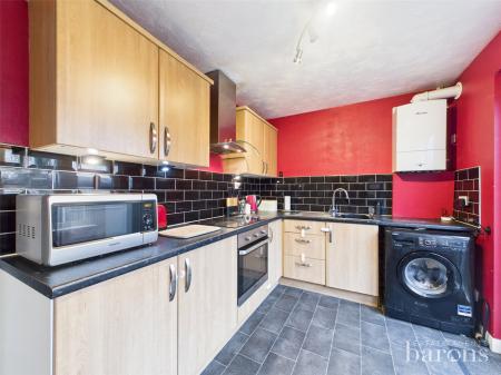 2 bedroom Terraced House for sale in Heathfield, Basingstoke