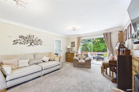 3 bedroom Detached house for sale in Minden Close, Chineham