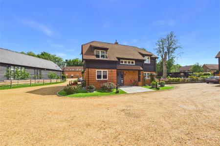 4 bedroom Detached house for sale in Doric Avenue, Chineham