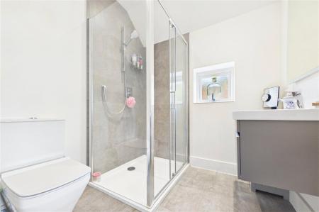 4 bedroom Detached house for sale in Doric Avenue, Chineham