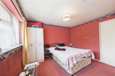 4 bedroom Terraced House for sale in St. Michaels Road, Basingstoke
