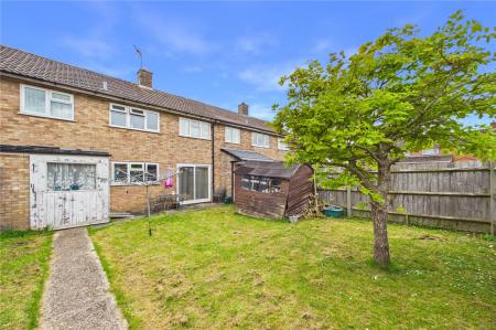 4 bedroom Terraced House for sale in St. Michaels Road, Basingstoke